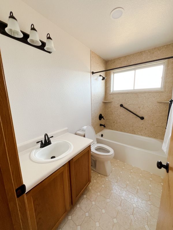 Top Bathroom Remodeling Companies in Westmont, IL